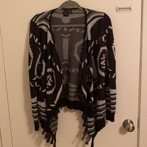 Black and Grey Print Sweater